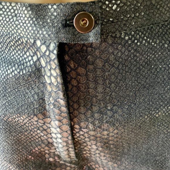 NWOT, Etcetera python scale denim Pants - Picture 5 of 8